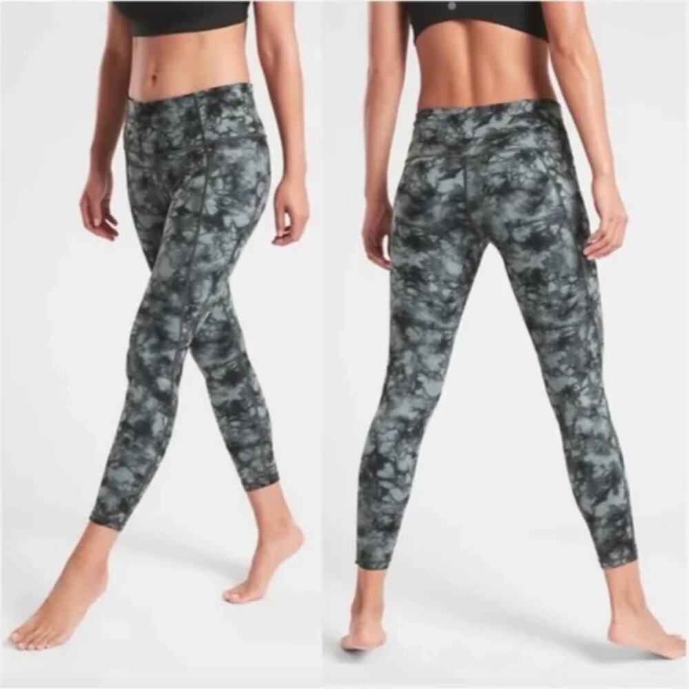 Athleta Powervita Tie Dye Salutation 7/8 Leggings